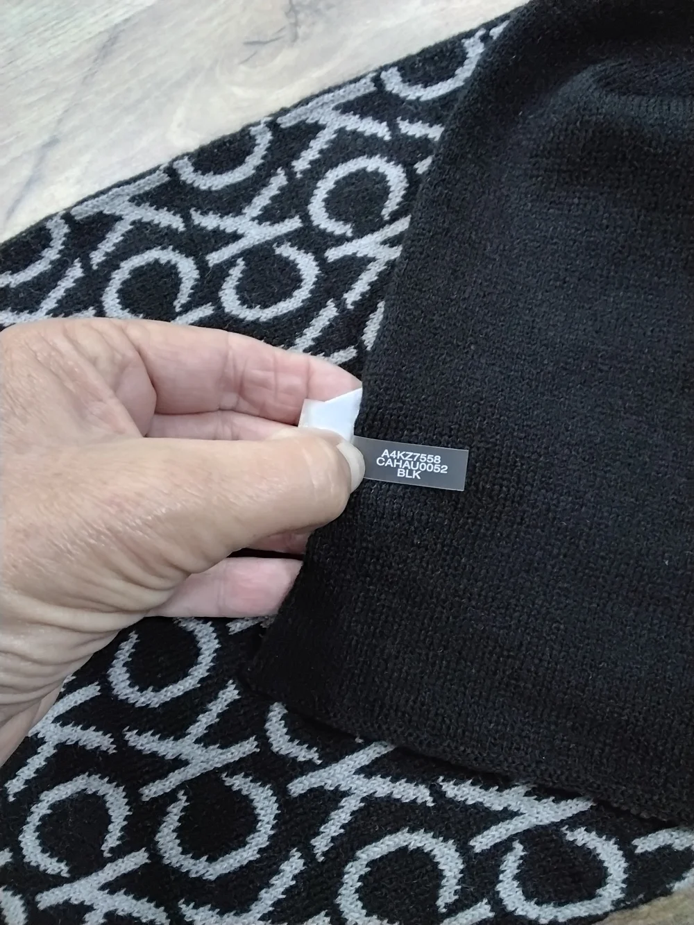 Calvin Klein Men's Scarf NWOT